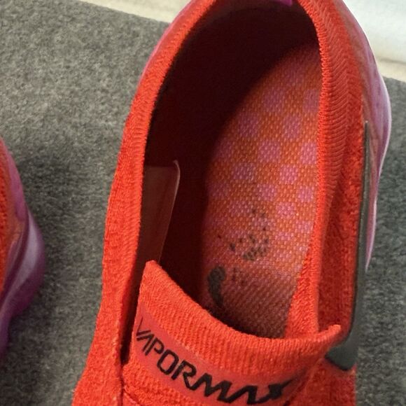 2018 NIKE AIR VAPORMAX KF MOC 2 AJ6599 600 UNIVERSITY RED 8.5 MAX 1 FORCE 180 90 - Picture 5 of 8